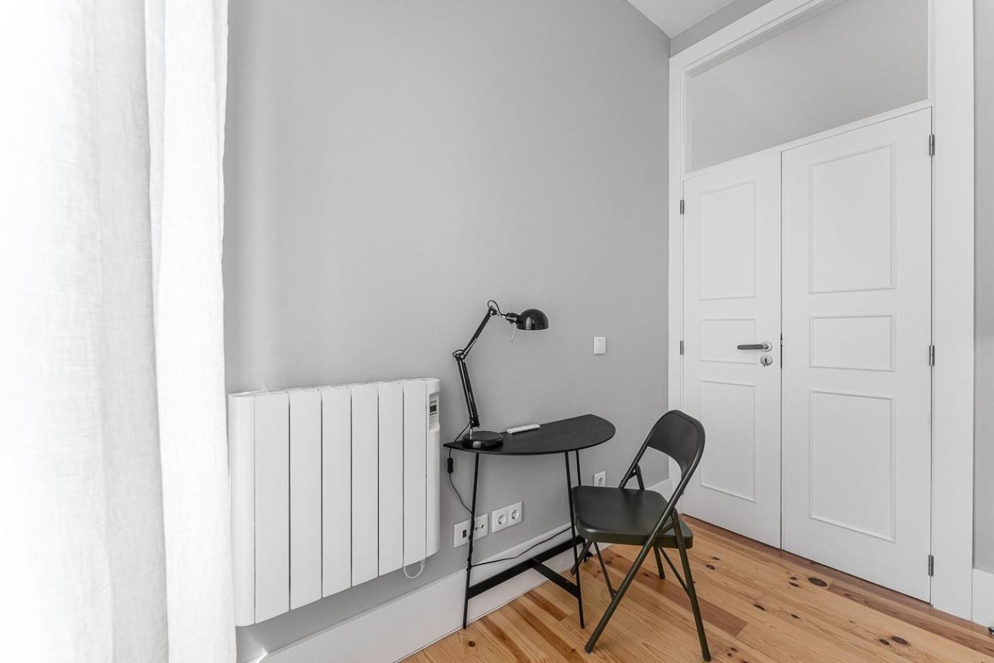 Guestready - Colorful Apt Near Agosto Station OOporto Exteriör bild