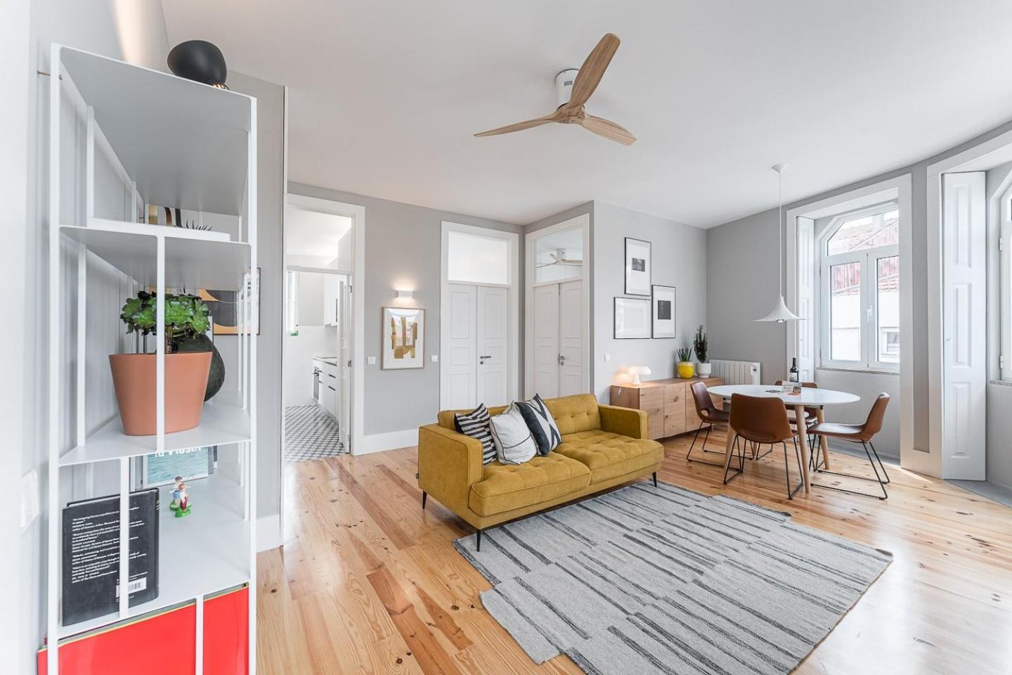 Guestready - Colorful Apt Near Agosto Station OOporto Exteriör bild