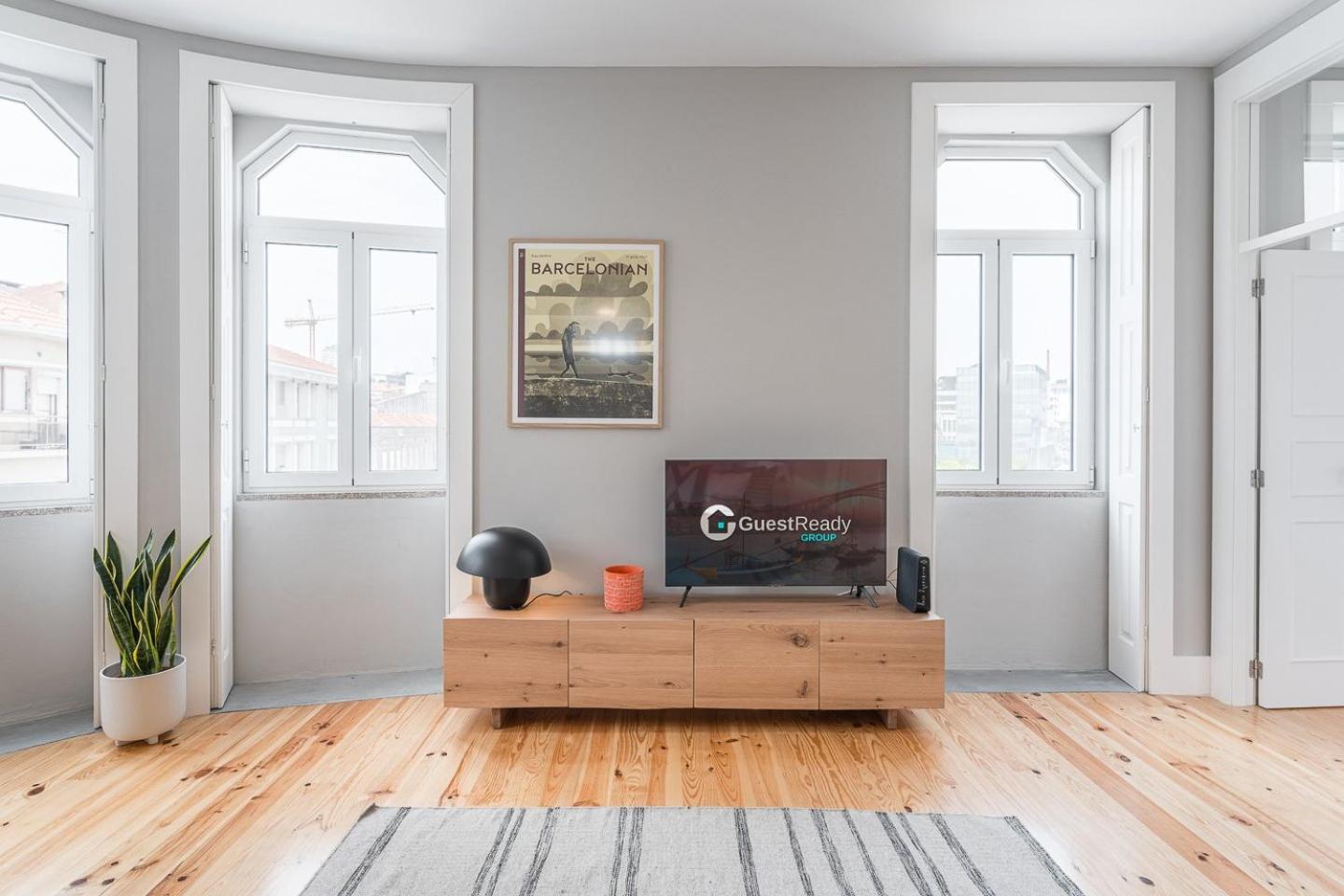 Guestready - Colorful Apt Near Agosto Station OOporto Exteriör bild